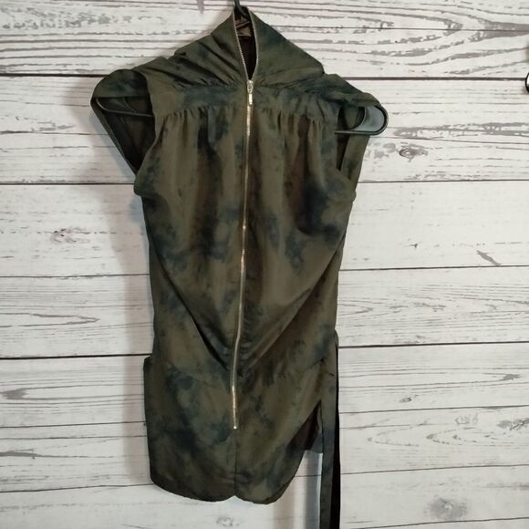 "WYL Exclusively for Metropark" woman's romper - Picture 1 of 9